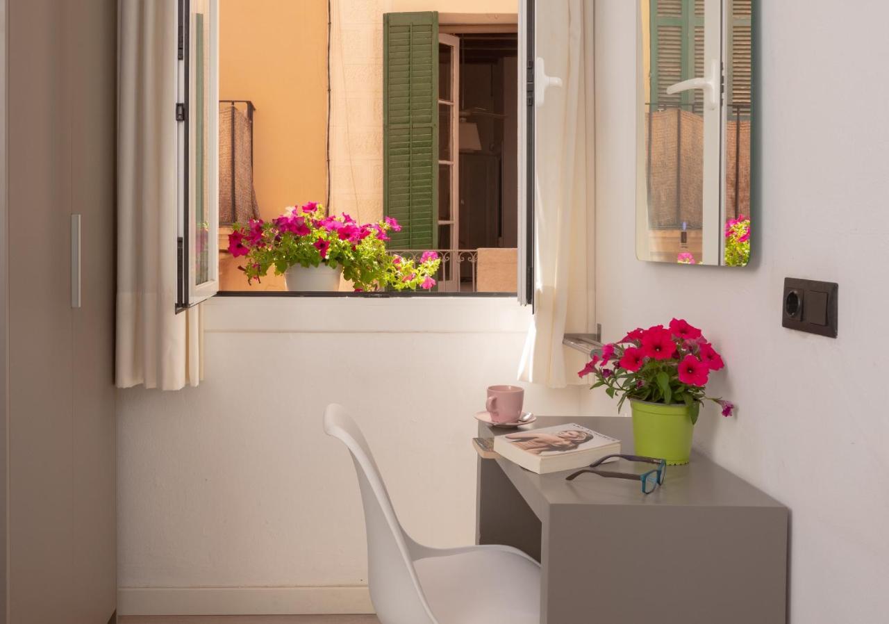 סיטגס Antonios Hostal מראה חיצוני תמונה