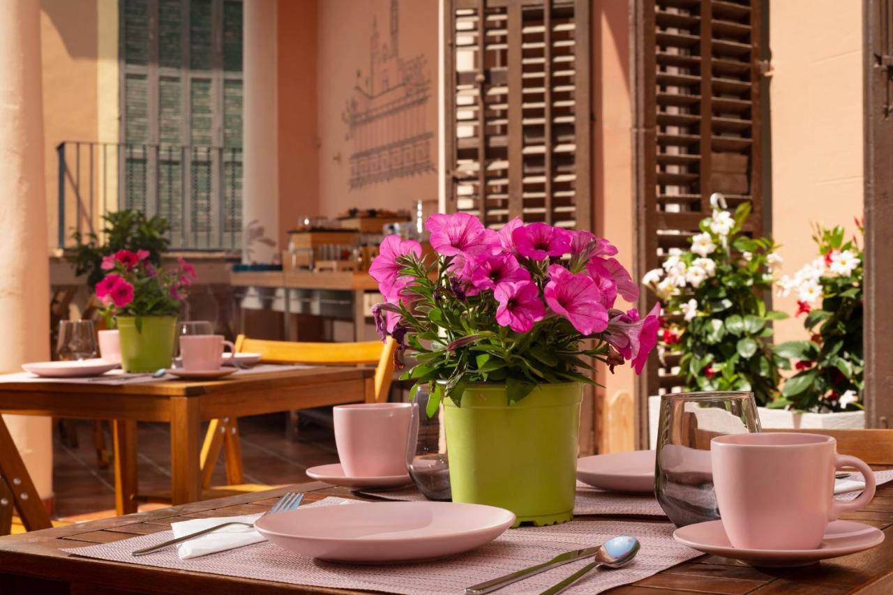 סיטגס Antonios Hostal מראה חיצוני תמונה